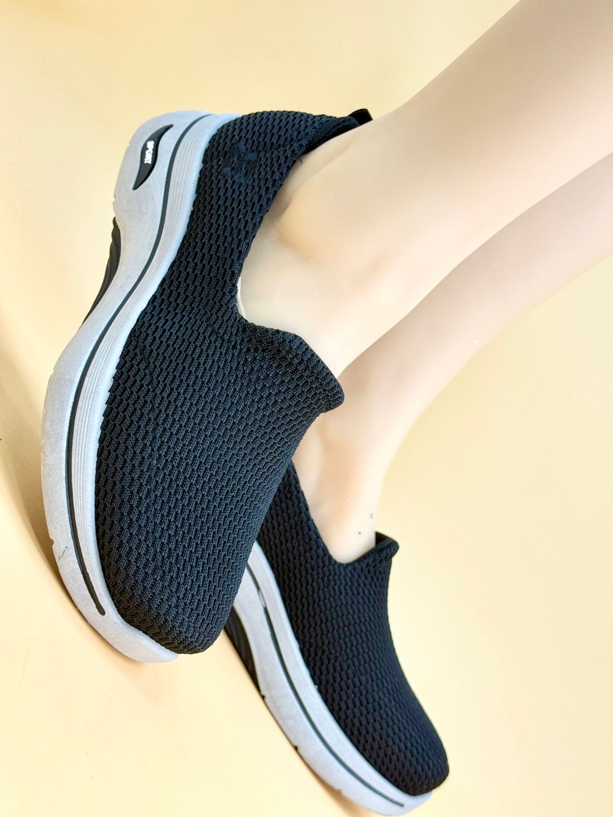 W800 WOMEN SALE