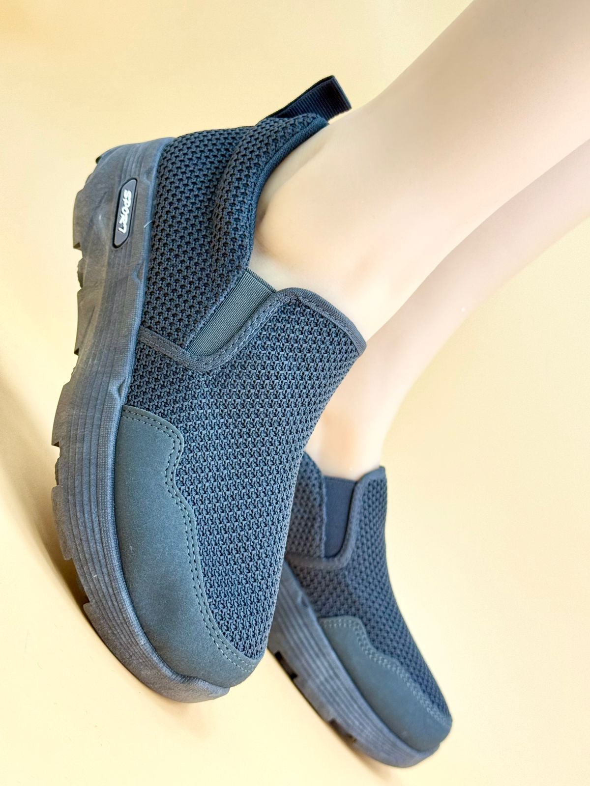 W806 WOMEN SALE