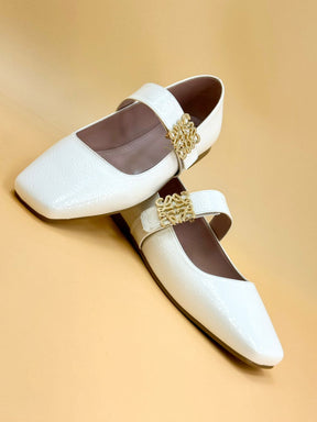 NEW ,  WOMEN FLAT SHOES W305