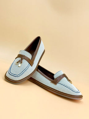 NEW ,  WOMEN FLAT SHOES W520