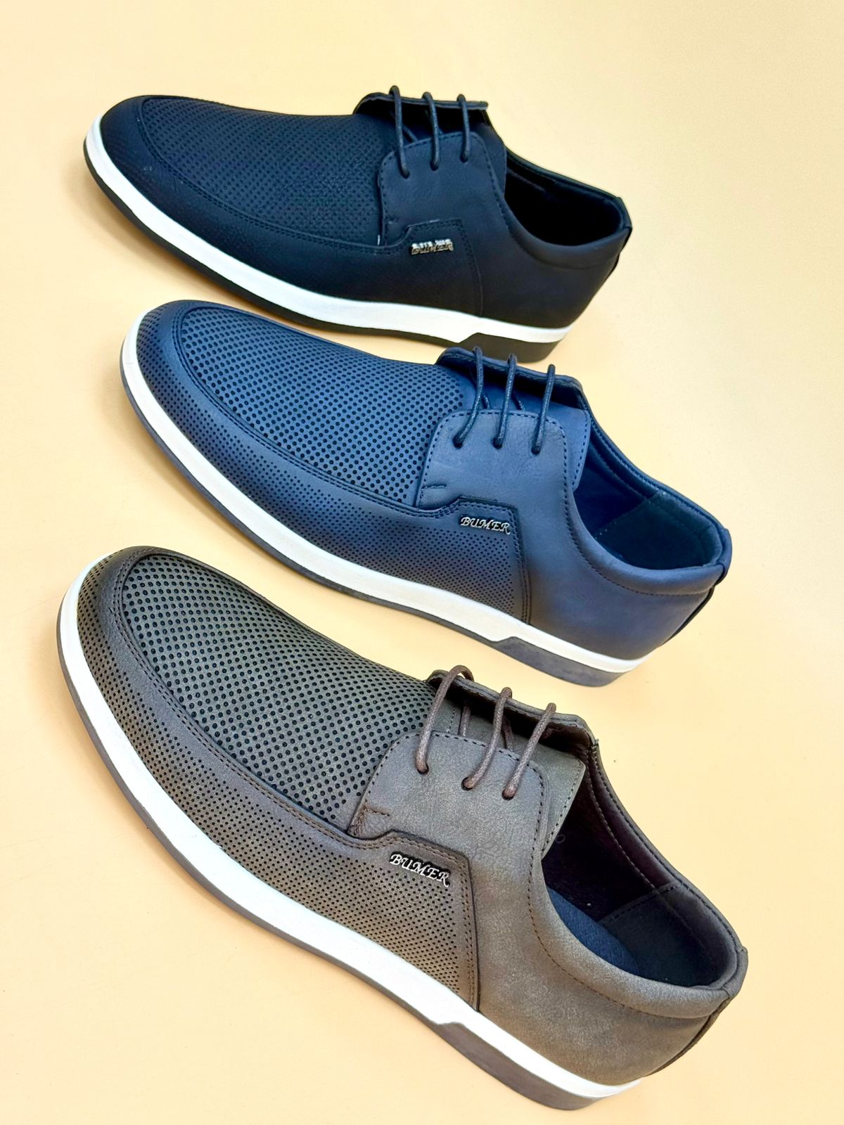 NEW , MEN SHOES M959