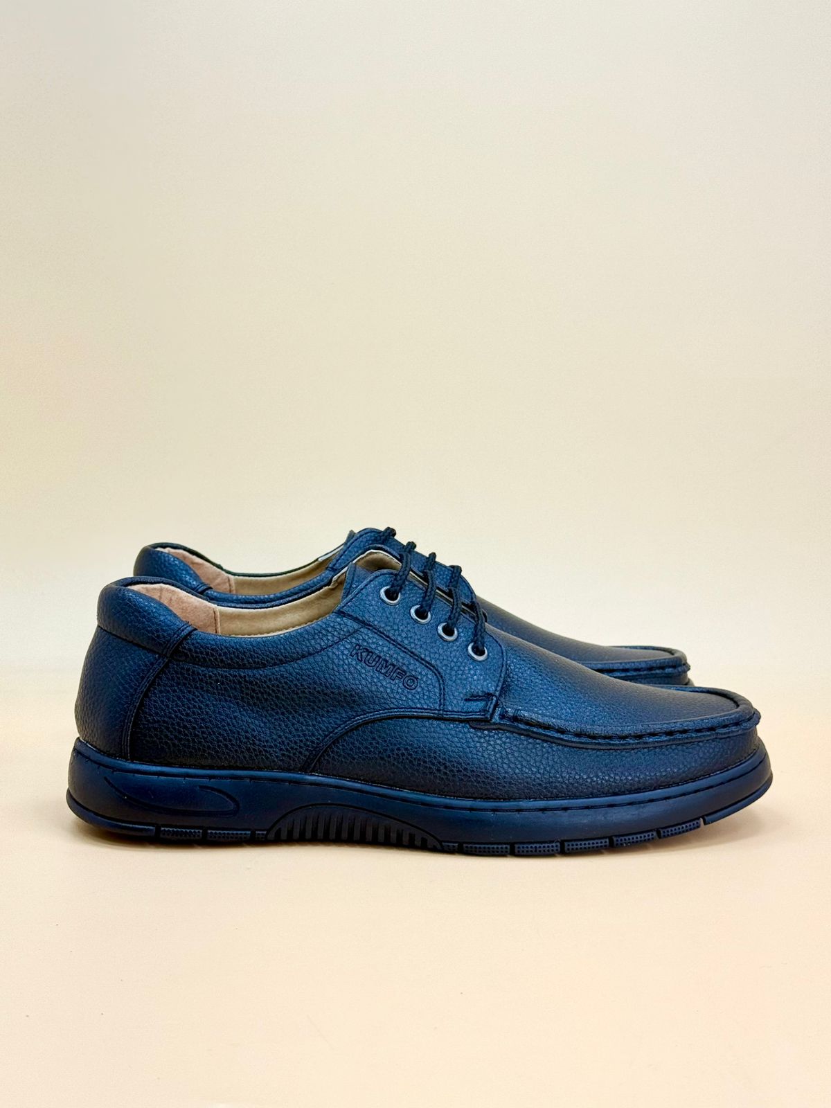 NEW , MEN SHOES M961