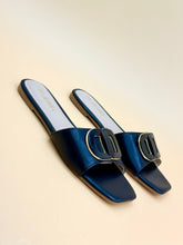NEW , WOMEN SLIPPERS S24