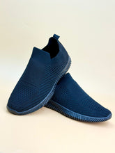 MEN SALE SIZE FROM 41 TO 45 M11
