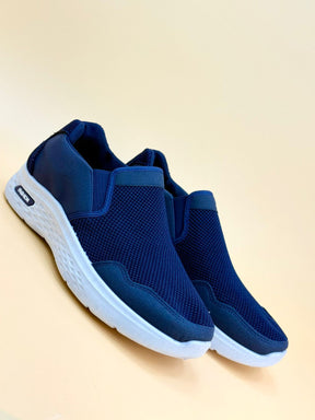 MEN SALE SIZE FROM 40 TO 45 M9