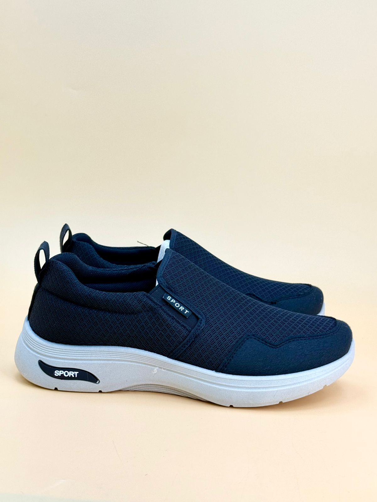 MEN SALE SIZE FROM 40 TO 45 M80