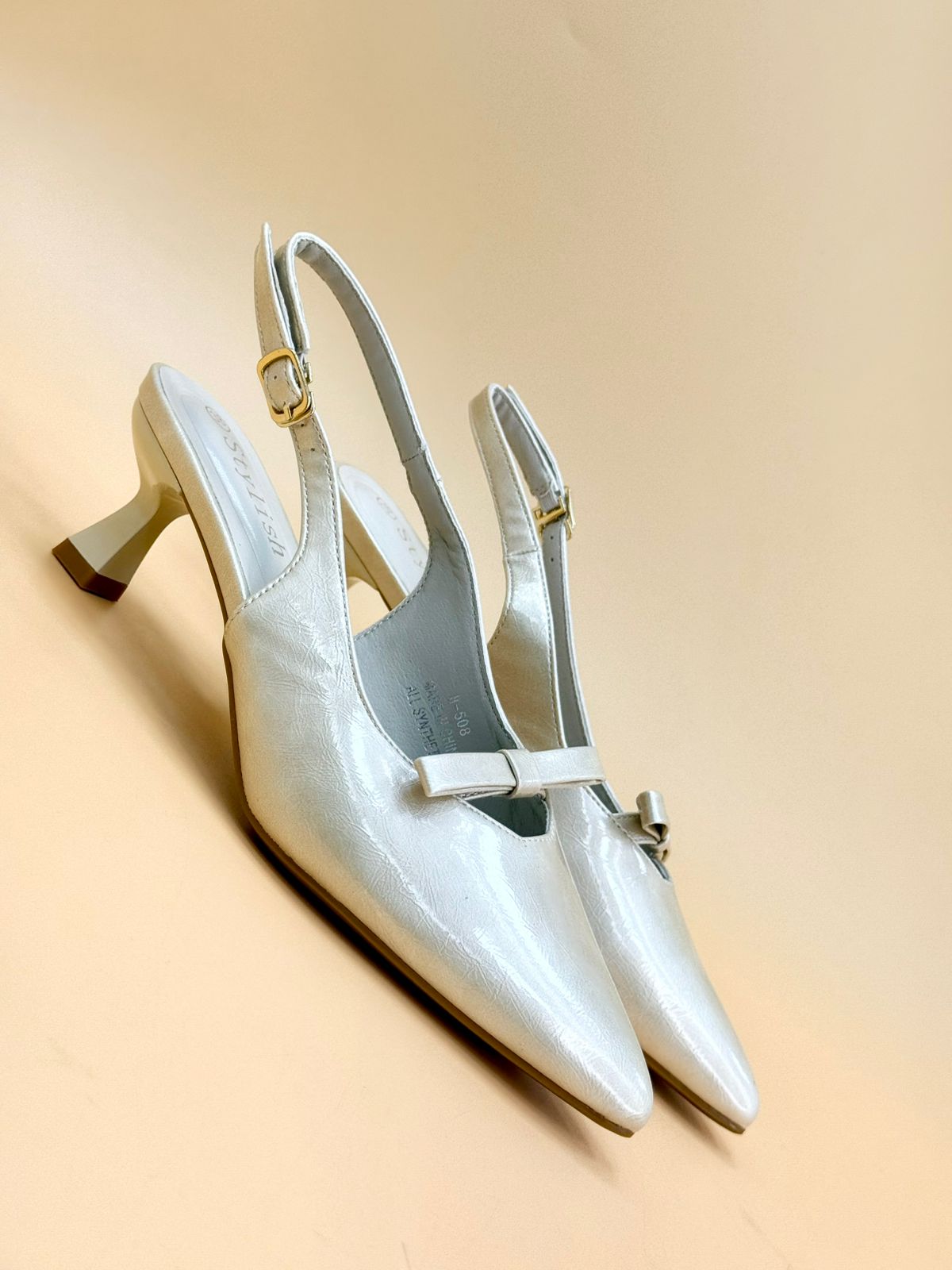 NEW ,  WOMEN SHOES HEELS W145