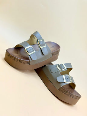 NEW , WOMEN SLIPPERS WC14