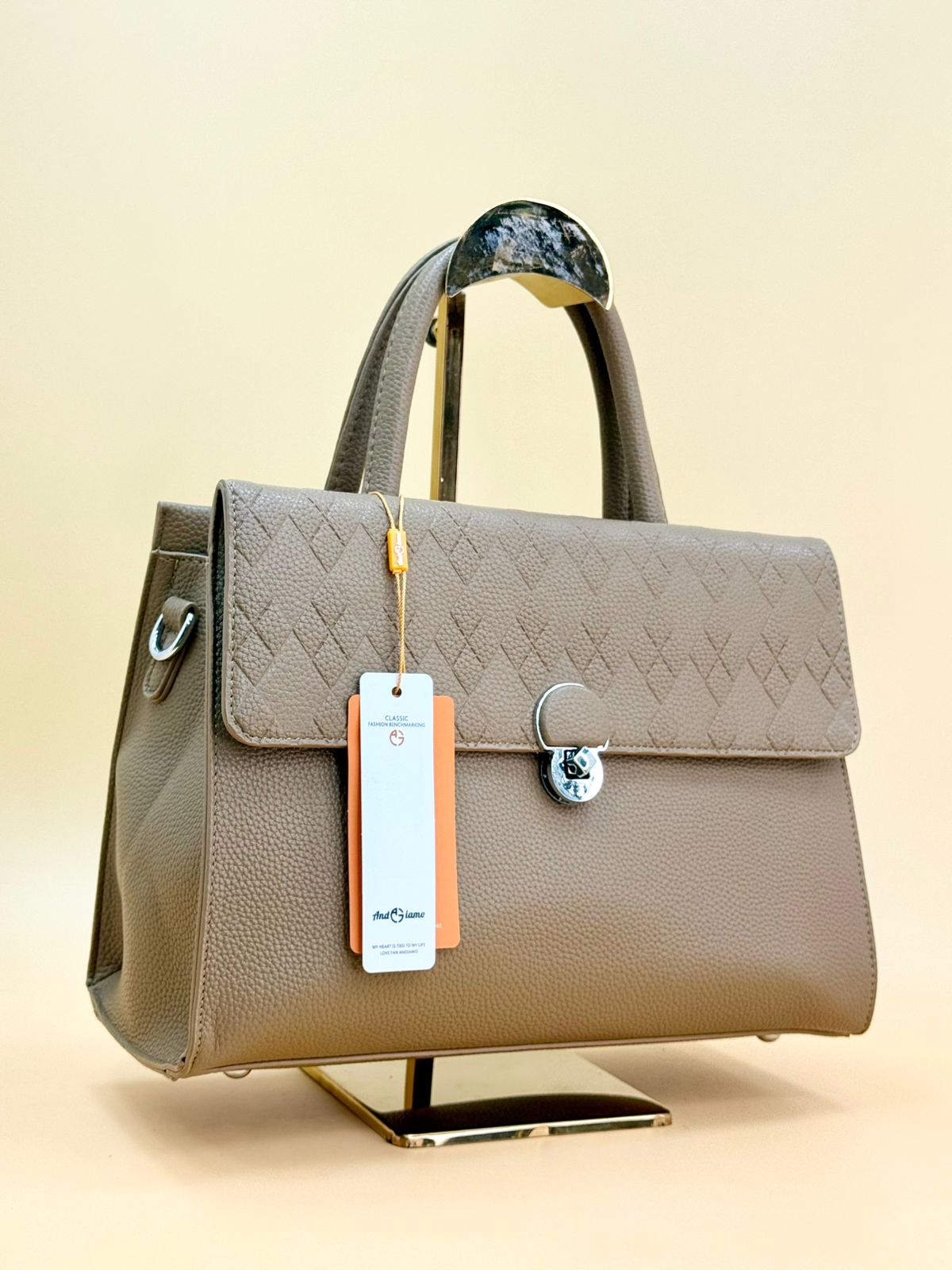 NEW 2025 ,  WOMEN HANDBAGS B26
