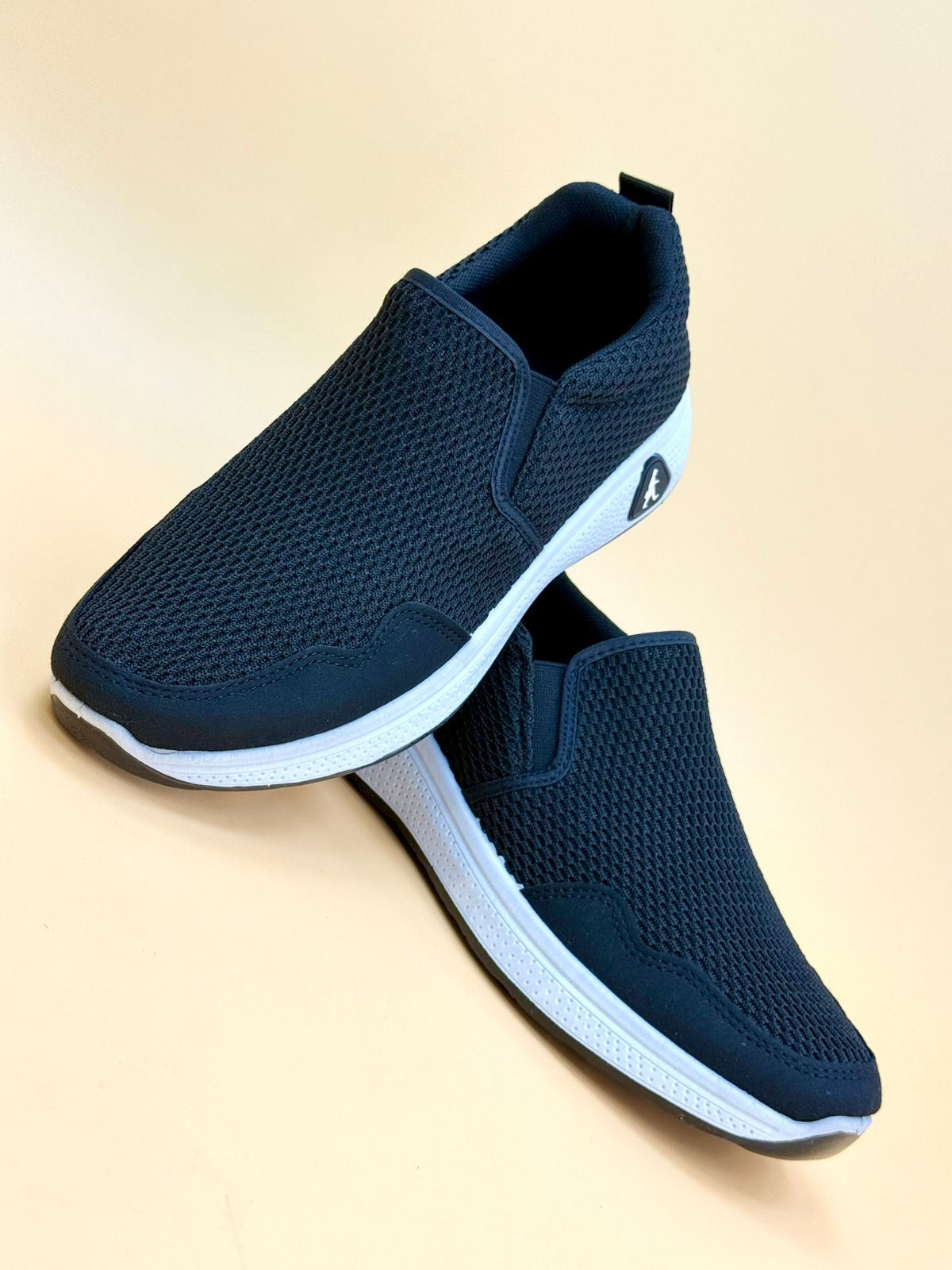 MEN SALE SIZE FROM 40 TO 45 M13
