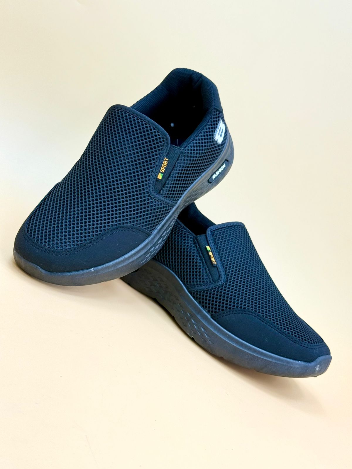 MEN SALE SIZE FROM 40 TO 45 M12