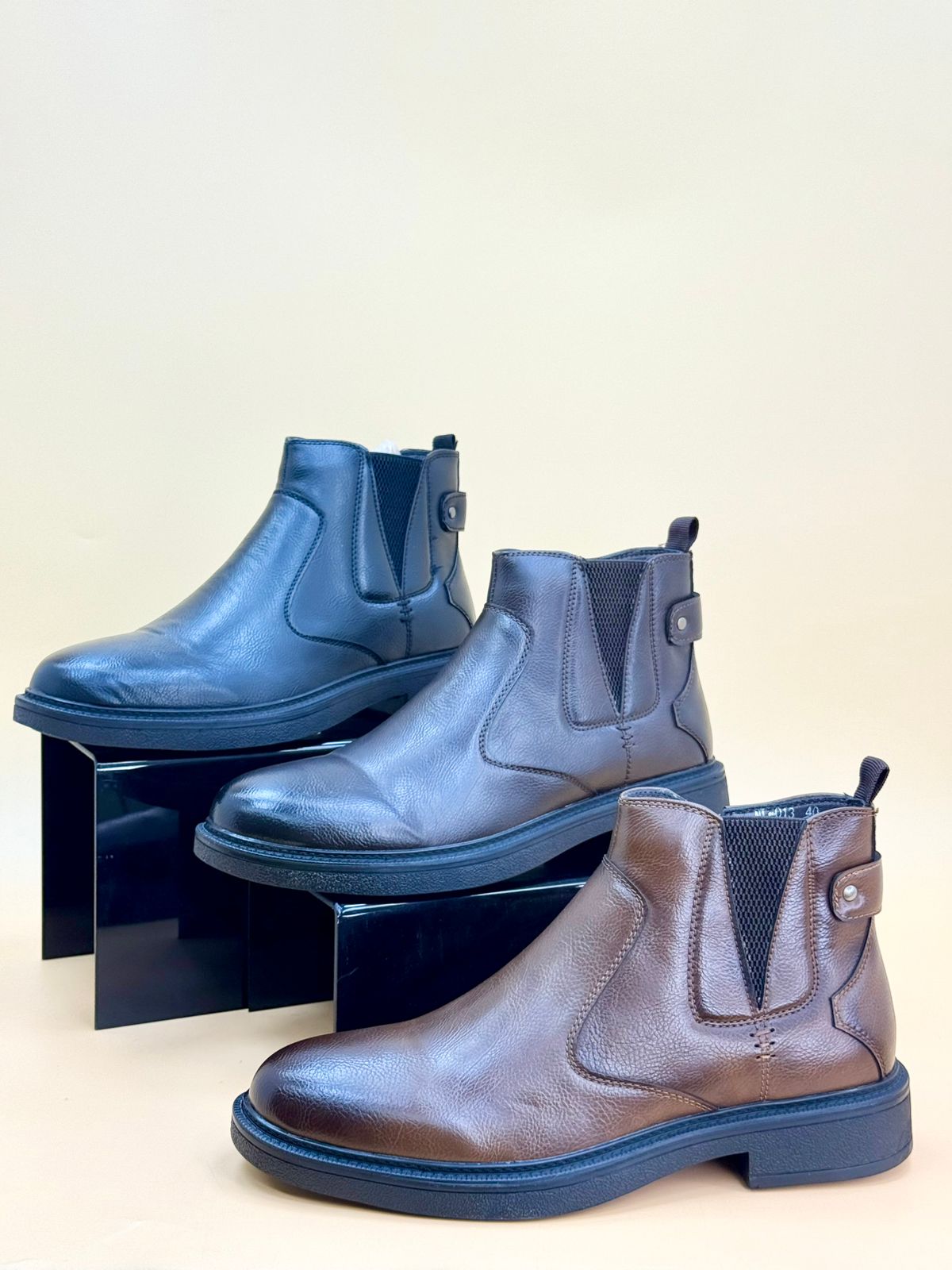 NEW ,  MEN BOOTS  M992 , MADE IN CHINA