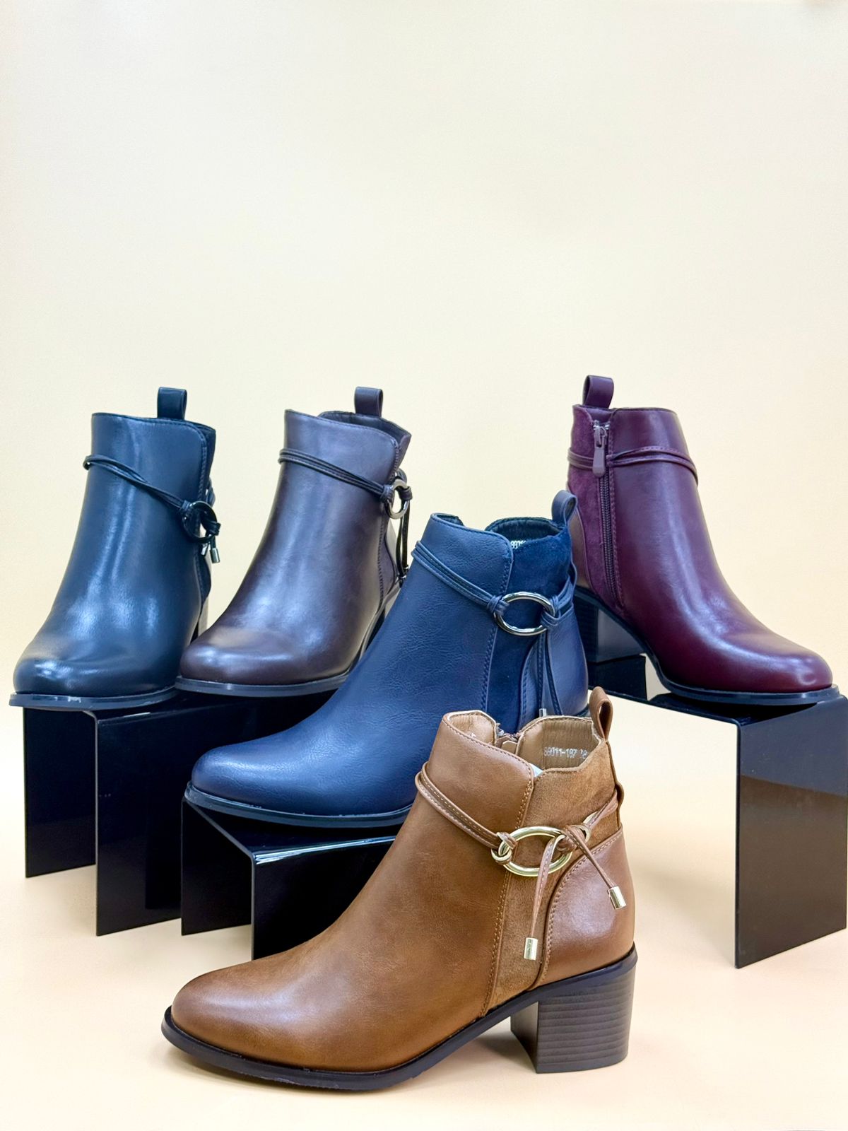 WOMEN SHOSE WW65