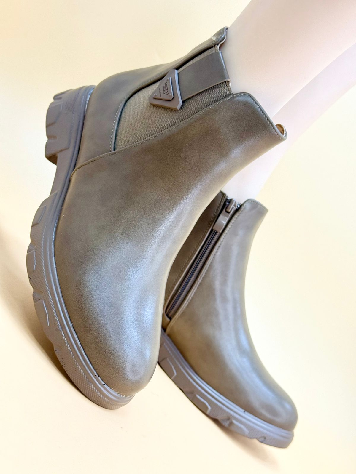 WOMEN SHOSE WW70