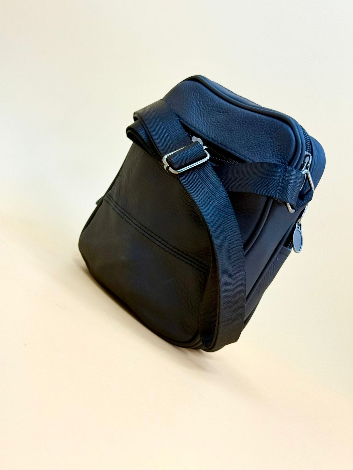 NEW 2025 , MEN' HANDBAGS & SHOULDER BAGS D5