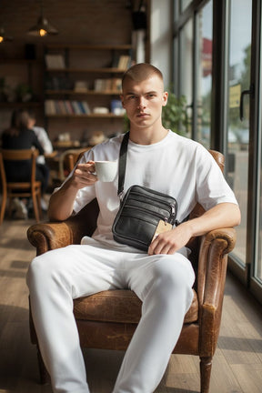 NEW 2025 , MEN' HANDBAGS & SHOULDER BAGS D2