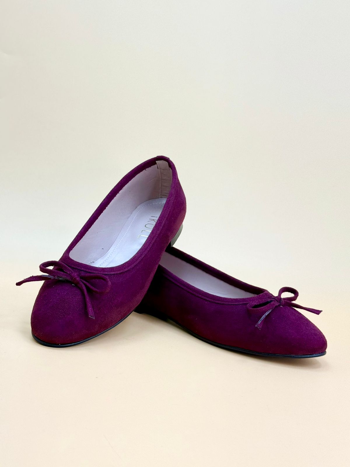 NEW ,  WOMEN FLAT SHOES W178
