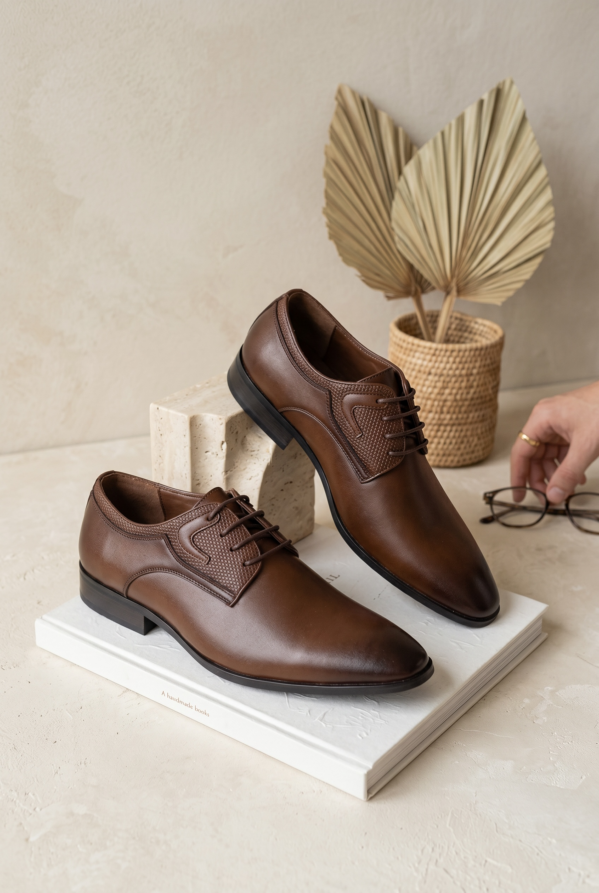 NEW ,  MEN SHOES  M903 , MADE IN CHINA