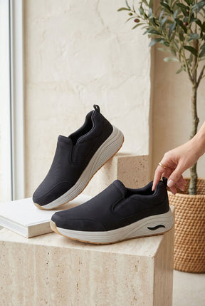 NEW ,  MEN SHOES  M932, MADE IN CHINA