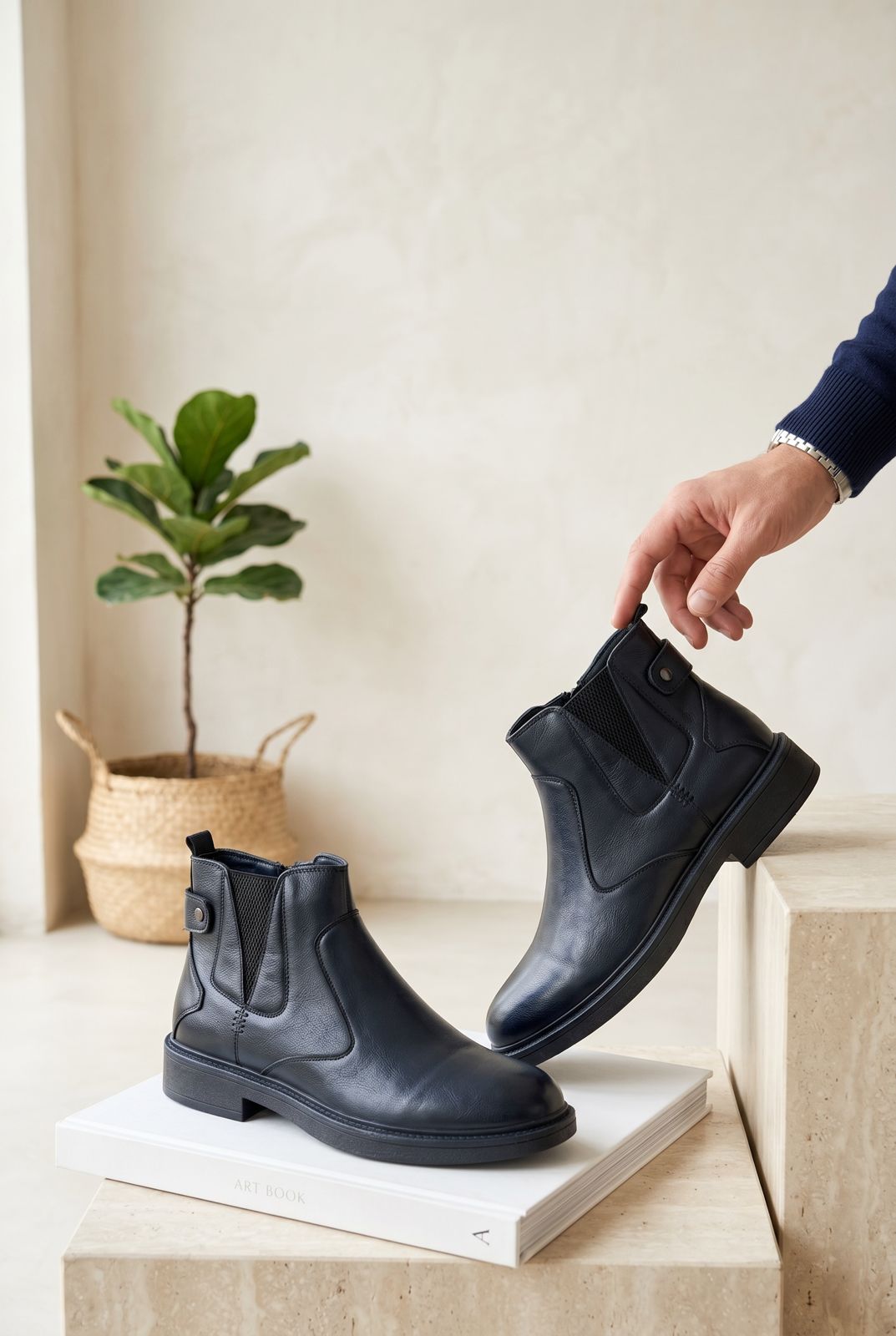 NEW ,  MEN BOOTS  M992 , MADE IN CHINA