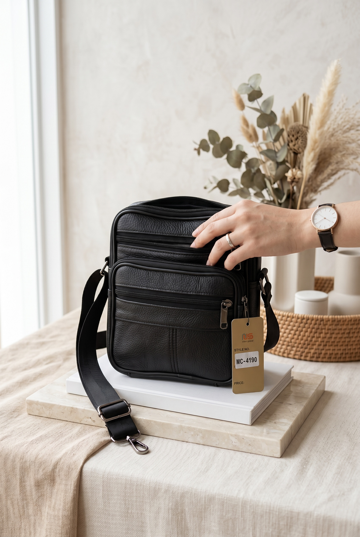NEW 2025 , MEN' HANDBAGS & SHOULDER BAGS D2