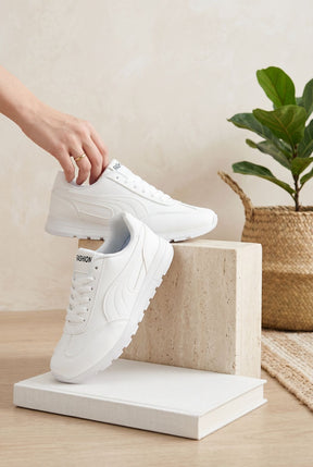 NEW , MEN SHOES M549