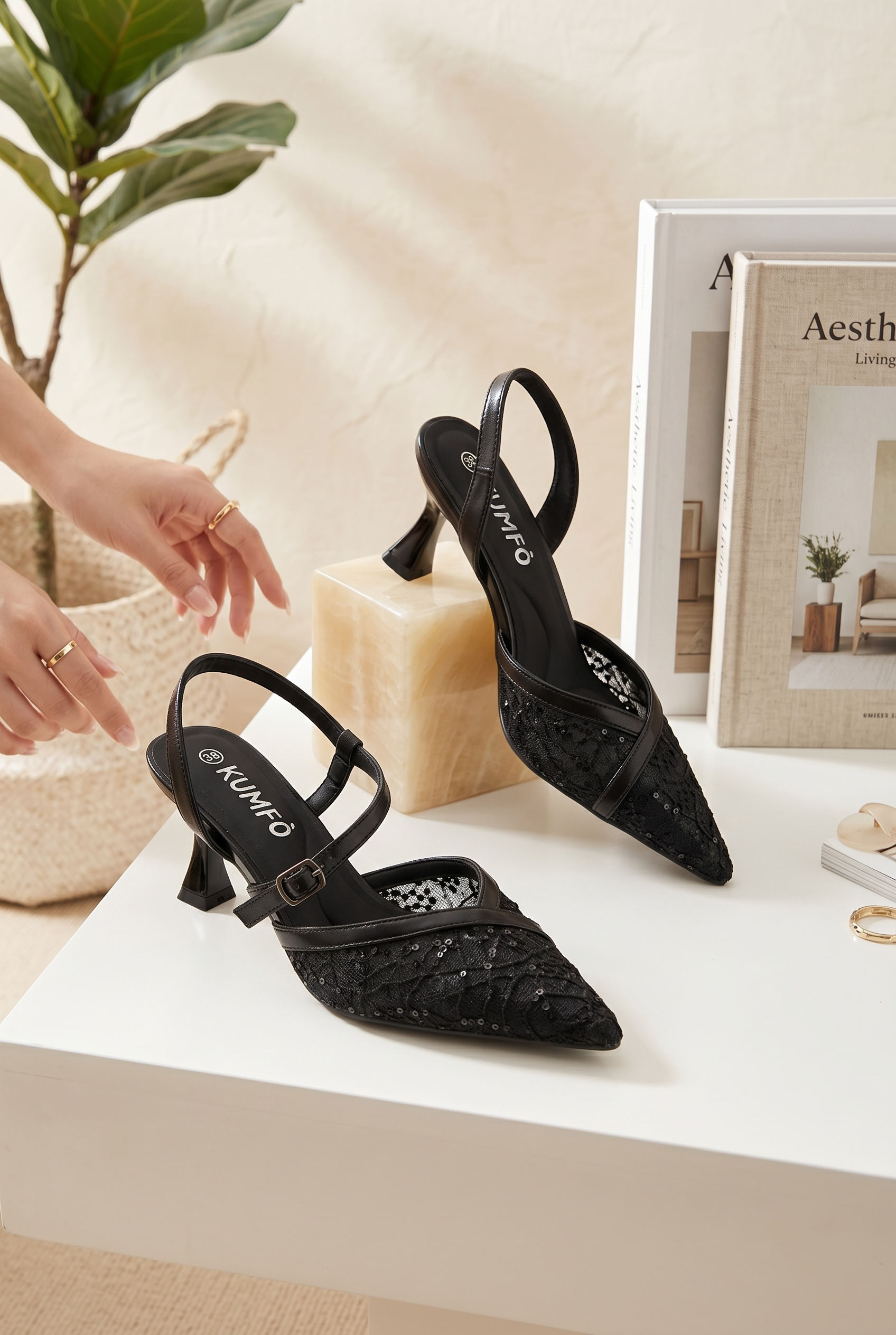 WOMEN SHOSE W944