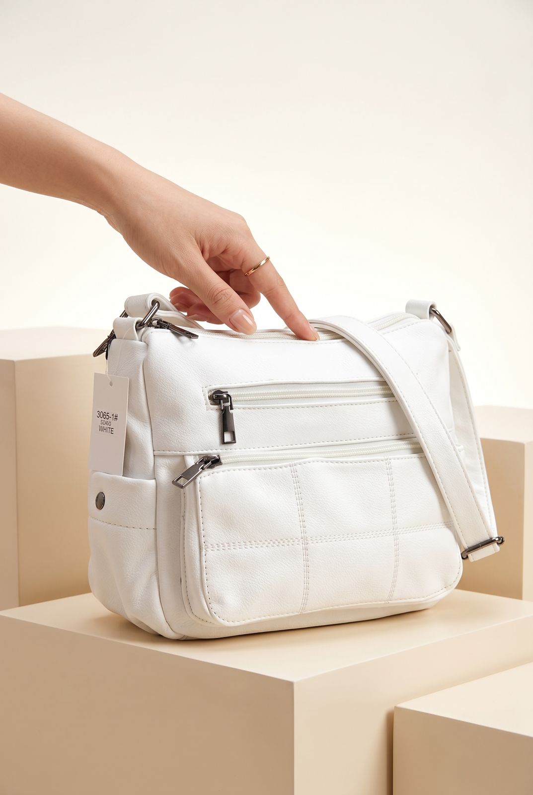 NEW 2024 ,  WOMEN HANDBAGS B71