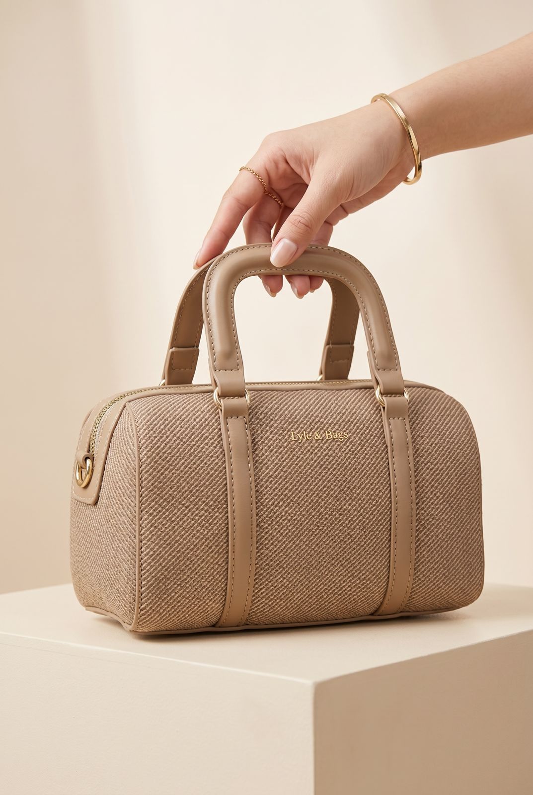 NEW 2026 ,  WOMEN HANDBAGS B48