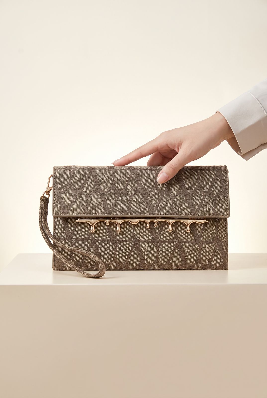 WOMEN HANDBAGS B93