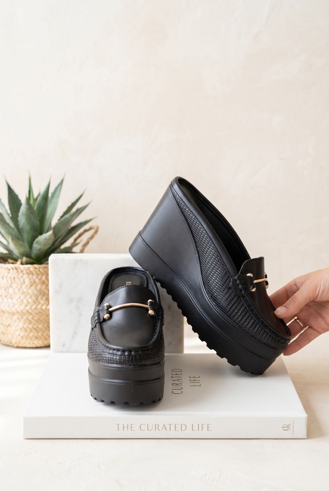 WOMEN SLIPPERS HEELS W705