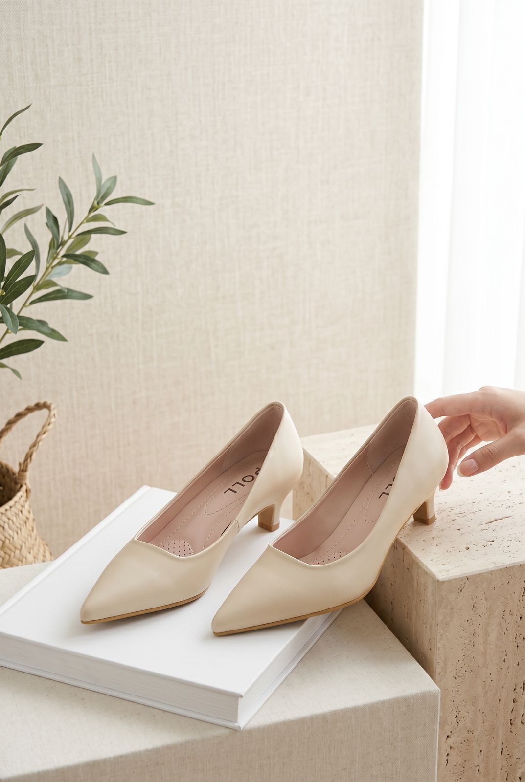 WOMEN SHOES HEELS W622