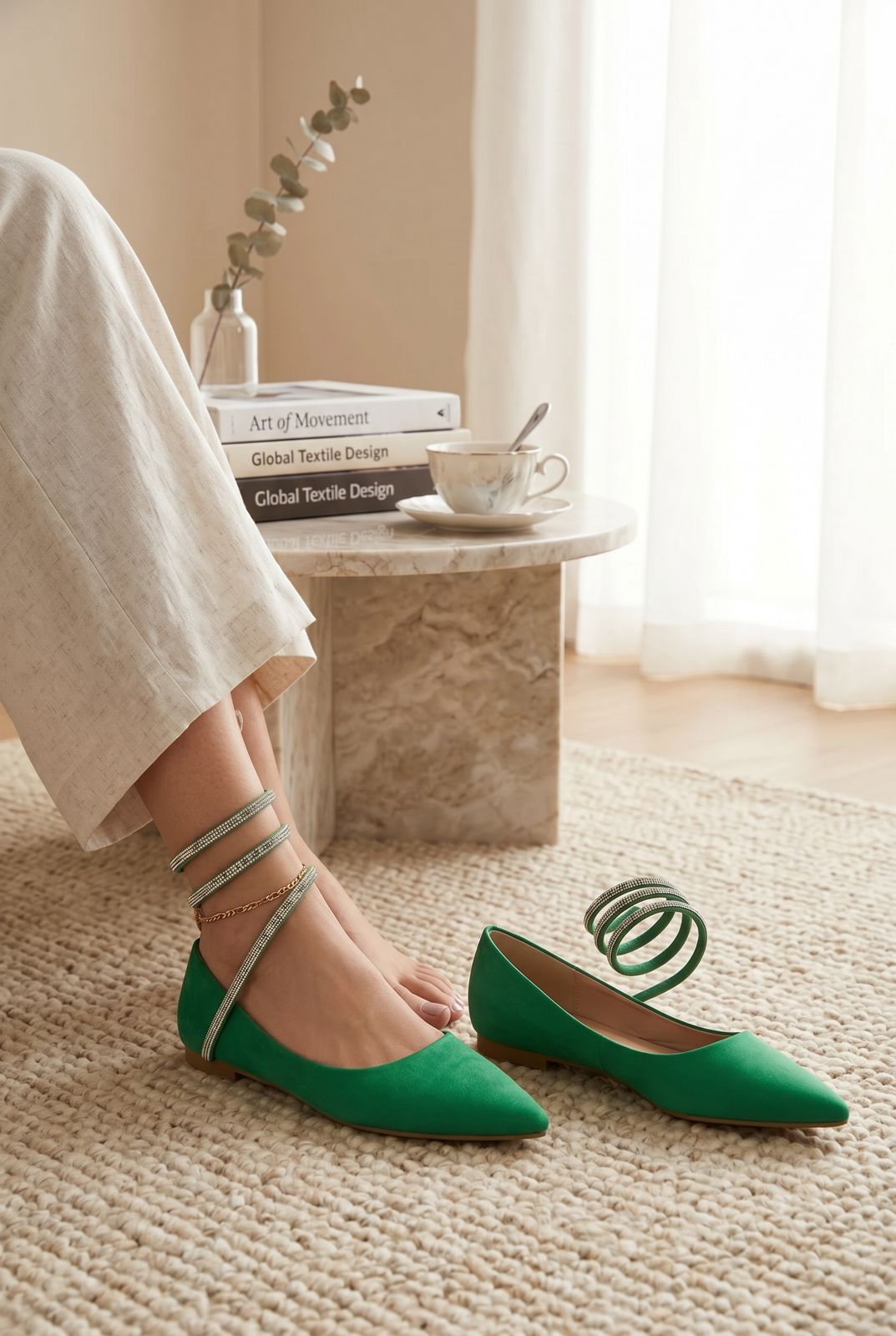 NEW , WOMEN SHOES W43