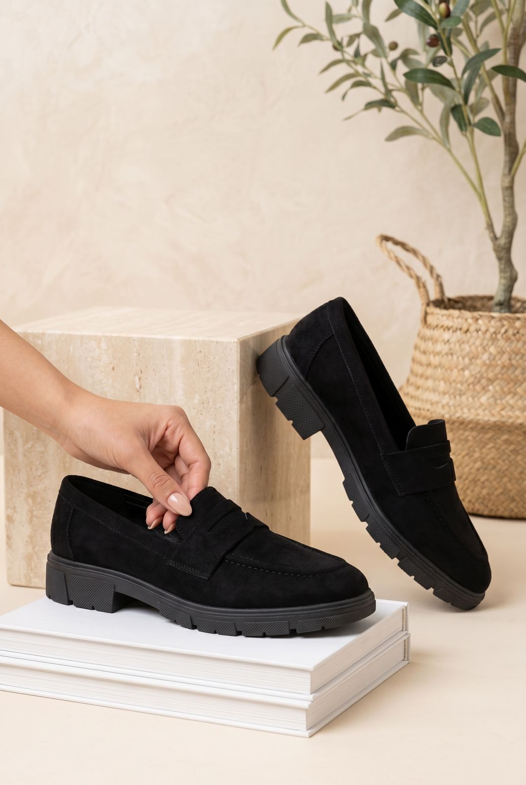 WOMEN SHOES W635