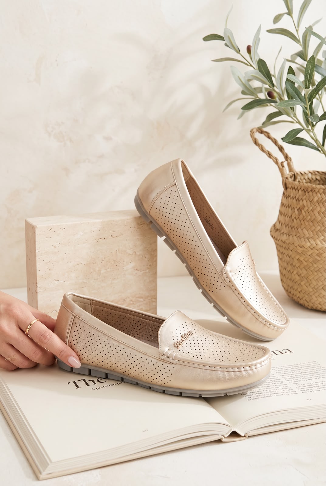 WOMEN SHOES W334