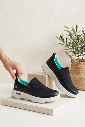 NEW ,  WOMEN FLAT SHOES W724