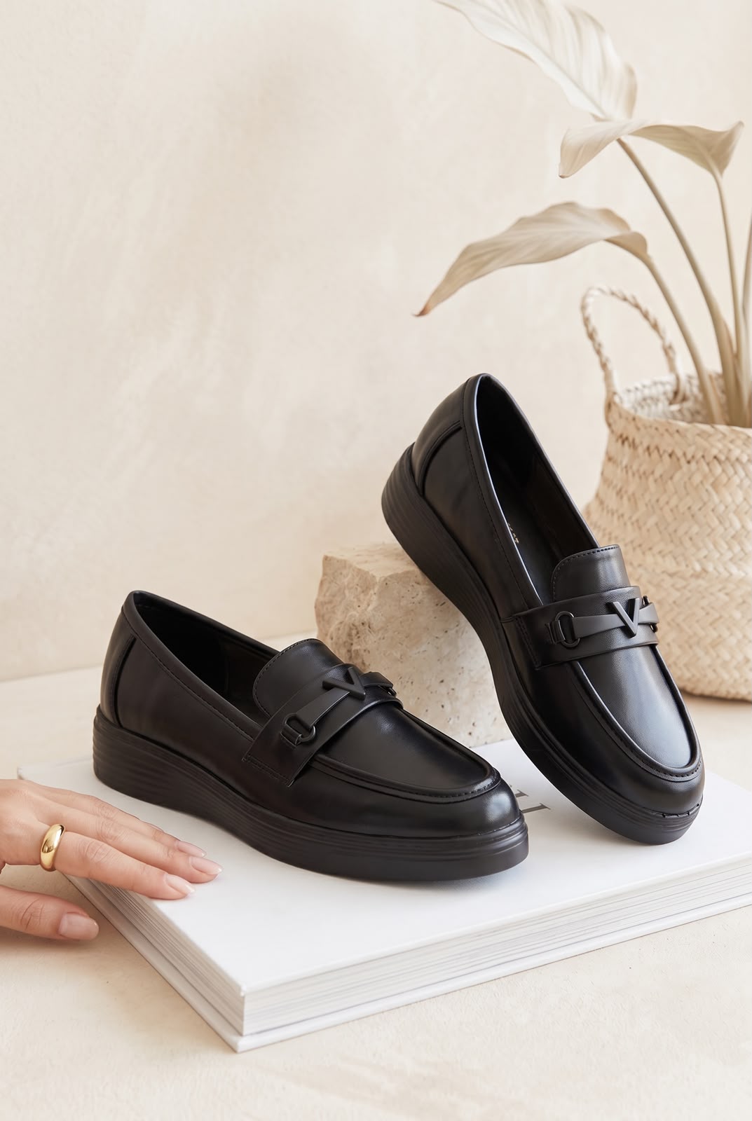 WOMEN SHOES W728