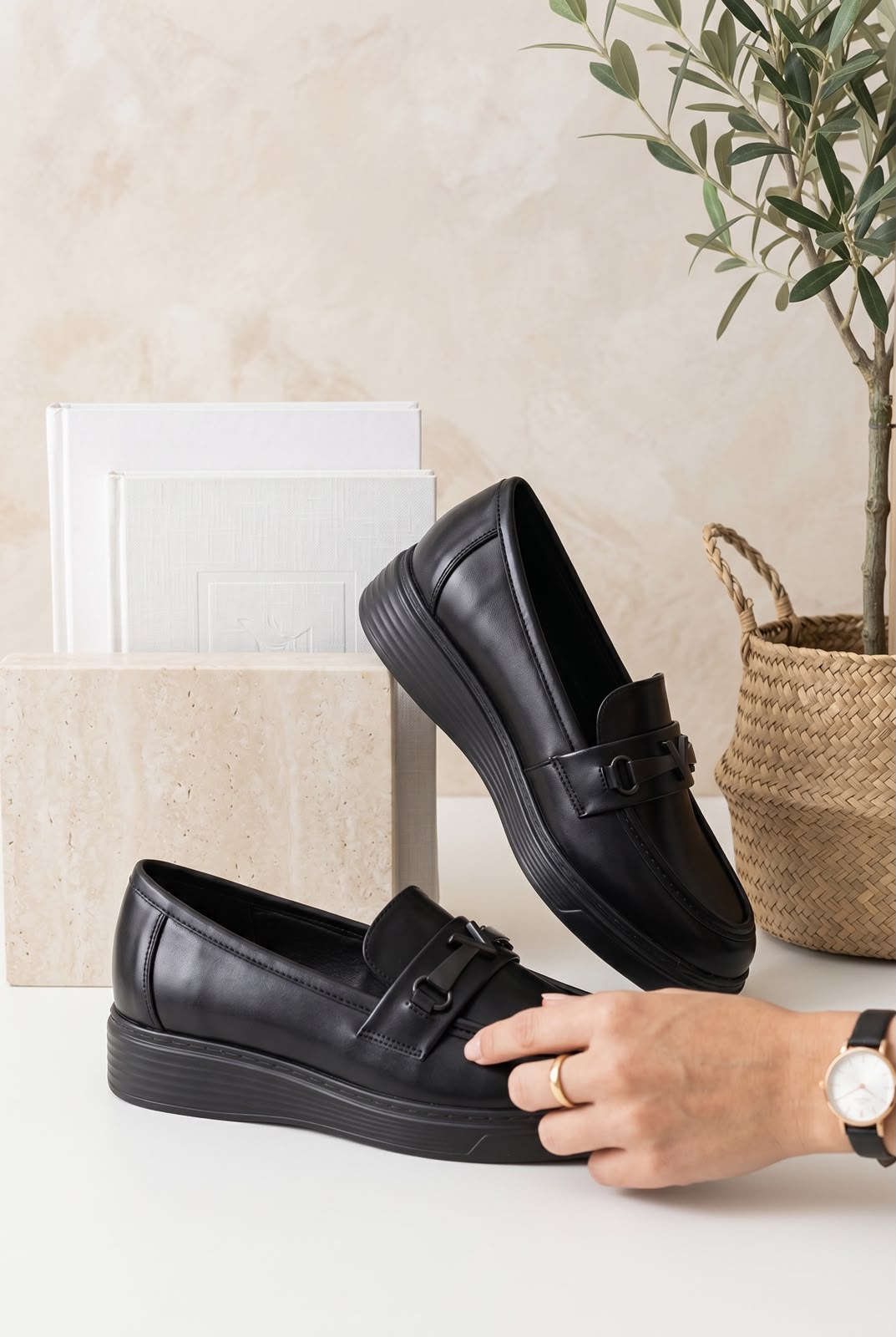 WOMEN SHOES W728
