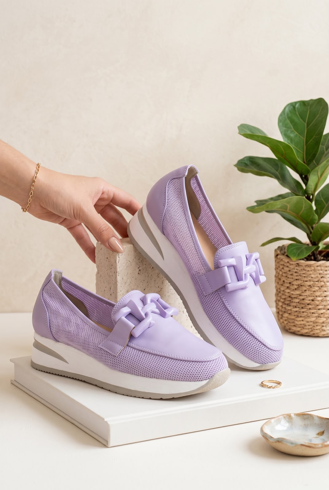 NEW , WOMEN SHOES W123