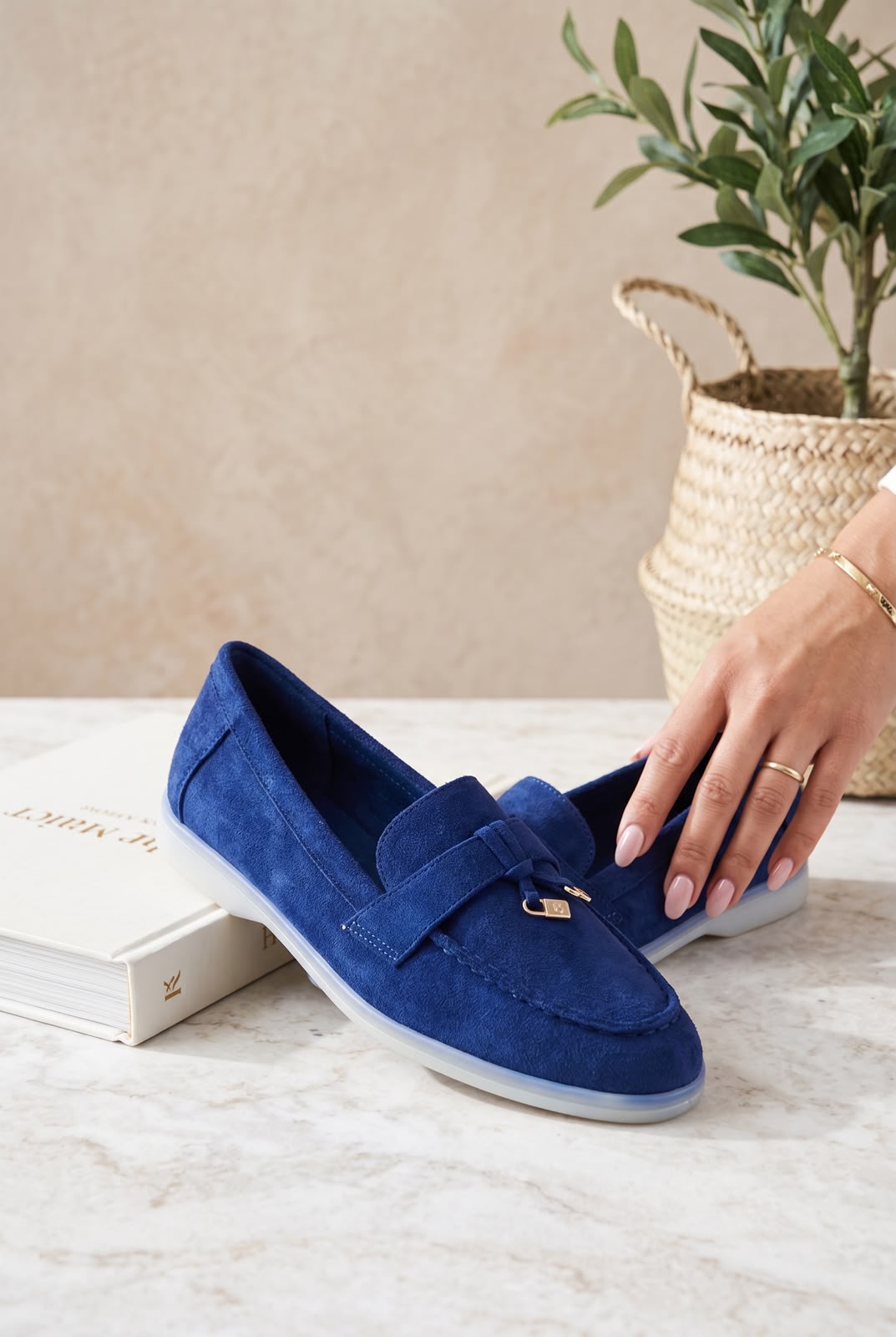 WOMEN SHOES W347