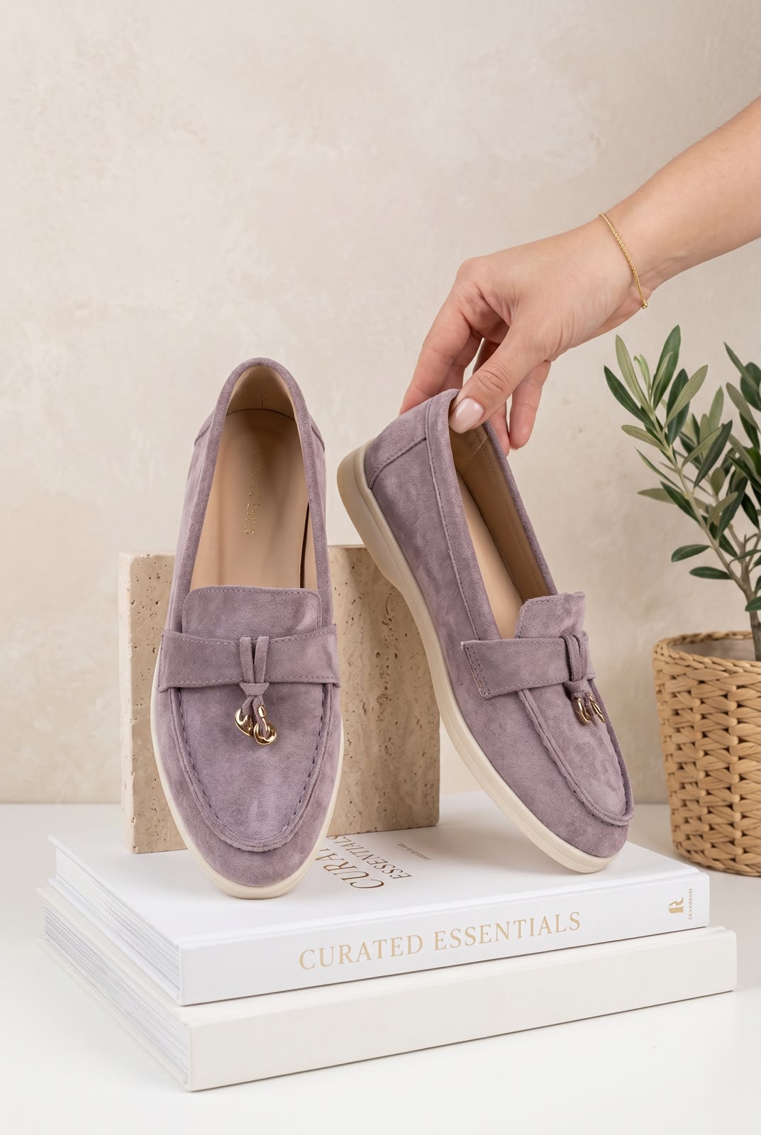 WOMEN SHOES W347