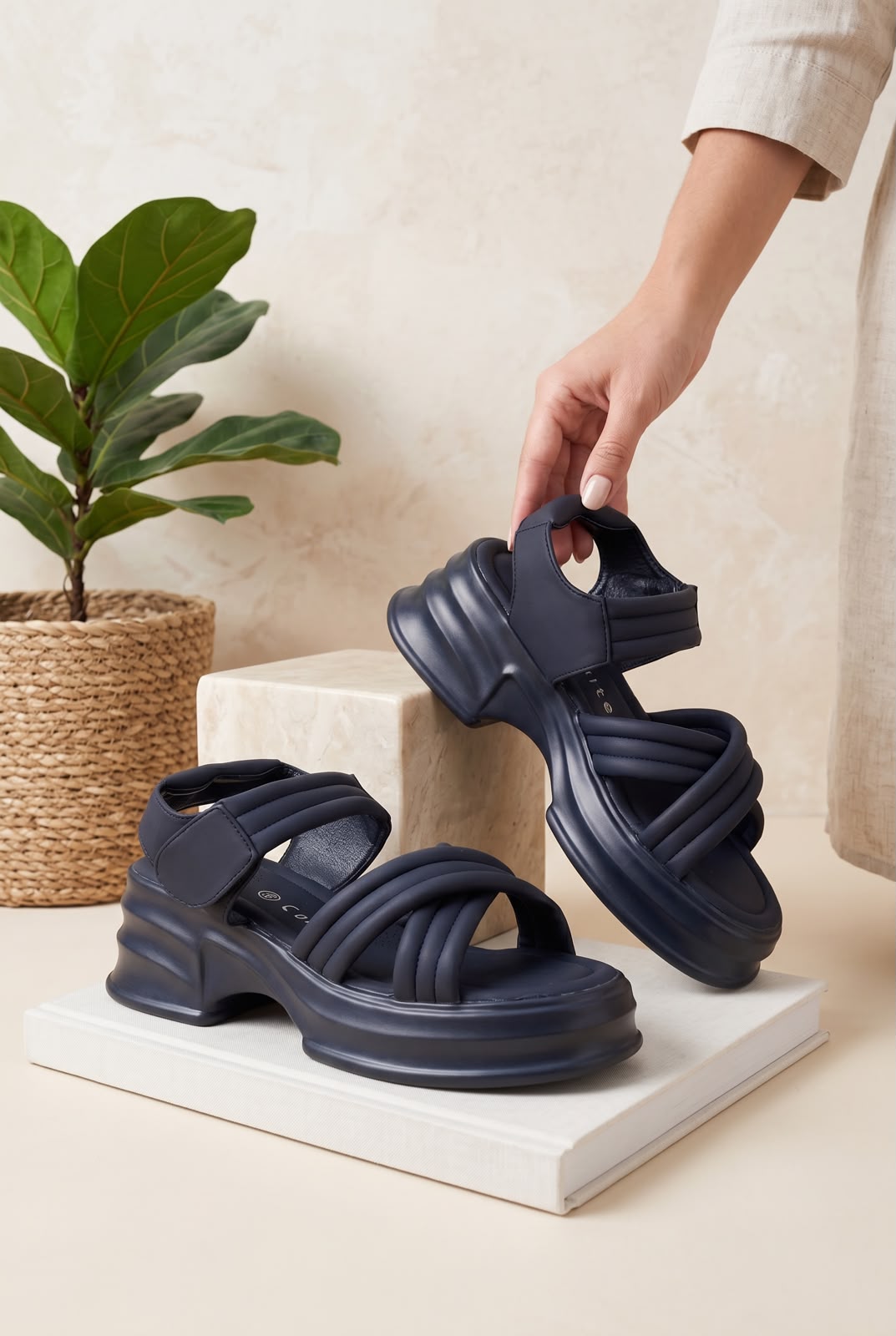 WOMEN SHOES HEELS W457