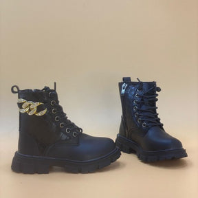 NEW , KIDS SHOES  KW2