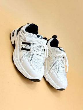 NEW ,  KIDS SHOES SIZE FROM 25 TO 36 K13