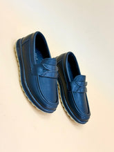 NEW ,  KIDS SHOES SIZE FROM 26 TO 30 K27