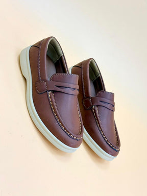 NEW ,  KIDS SHOES SIZE FROM 24 TO 29 K11