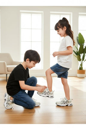 NEW ,  KIDS SHOES SIZE FROM 25 TO 36 K16