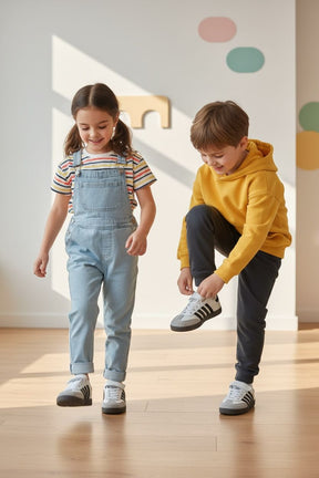 NEW ,  KIDS SHOES SIZE FROM 31 TO 36 K12