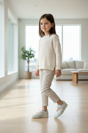 NEW ,  KIDS SHOES SIZE FROM 25 TO 36 K29