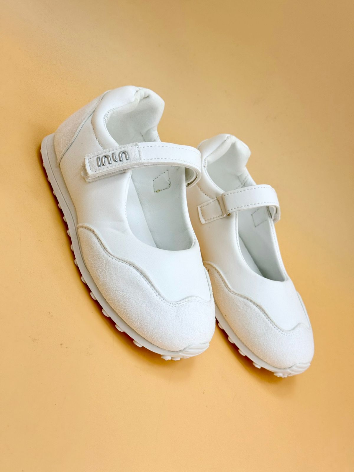 NEW ,  KIDS SHOES SIZE FROM 25 TO 36 K29